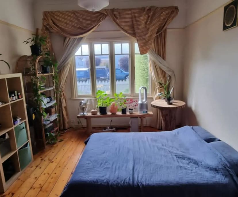 Unfurnished room in a share house