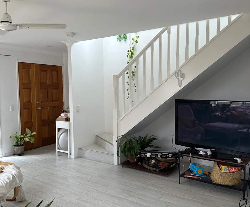 $420, Share-house, 3 bathrooms, Miami QLD 4220