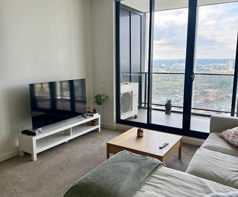 Unfurnished room with own bathroom