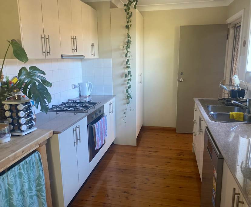 Unfurnished room in a share house