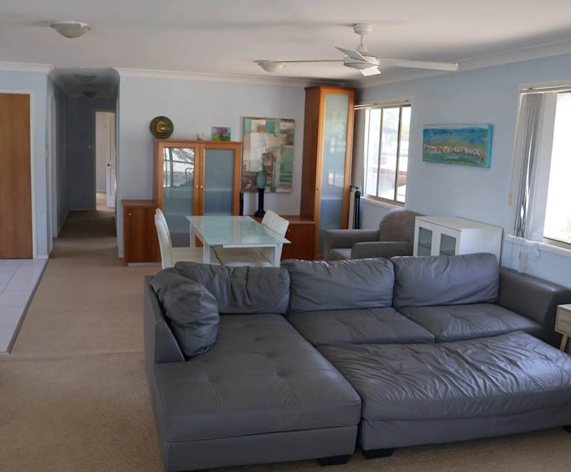 $575, Share-house, 3 bathrooms, Palm Beach QLD 4221