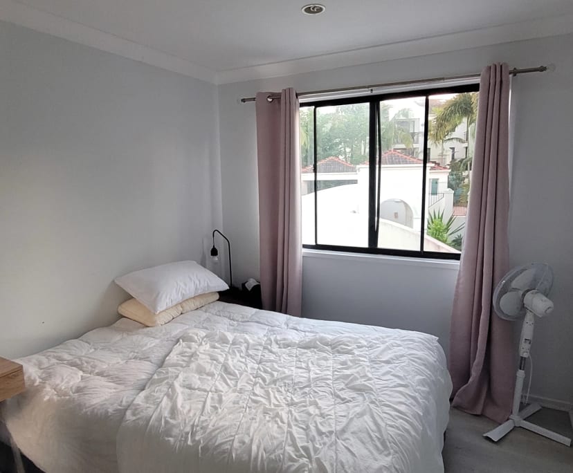 $330, Student-accommodation, 1 bathroom, Robina QLD 4226