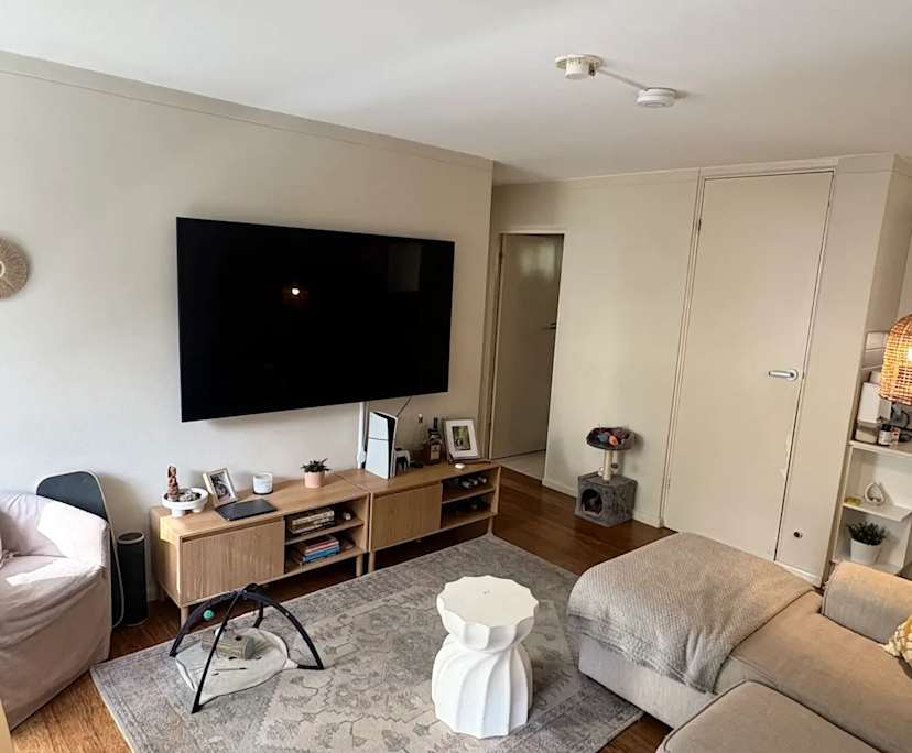 Whole property with 2 rooms for rent