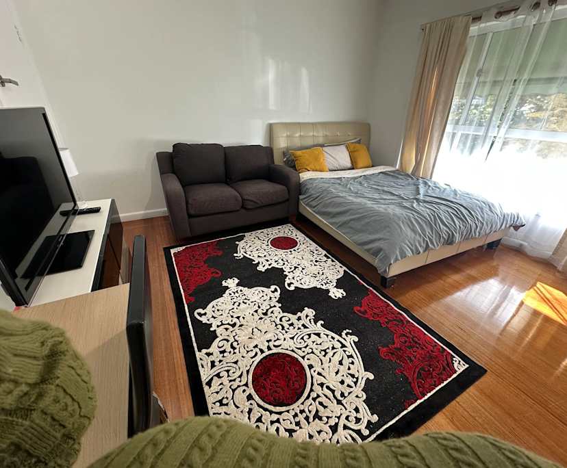 Furnished room with own bathroom