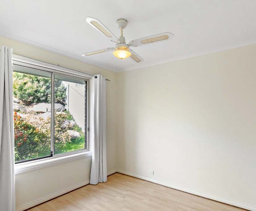 Room in a share house