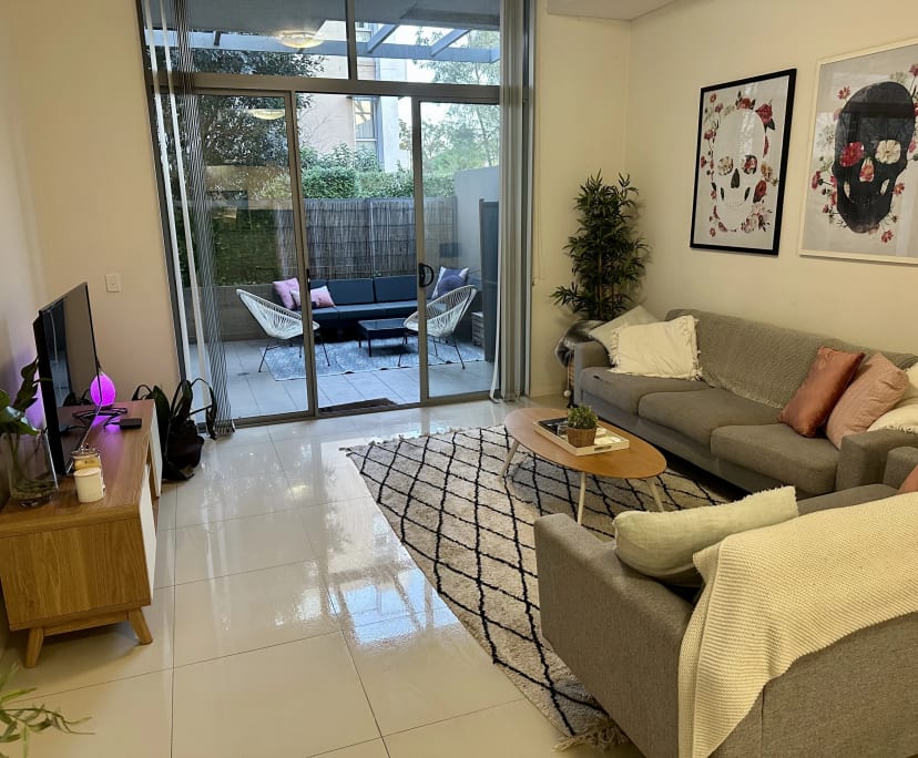 Unfurnished room in a flatshare