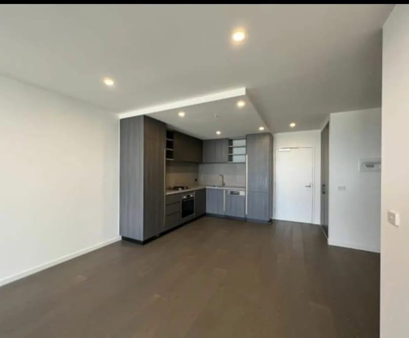 $300, Flatshare, 2 bathrooms, Sunshine VIC 3020