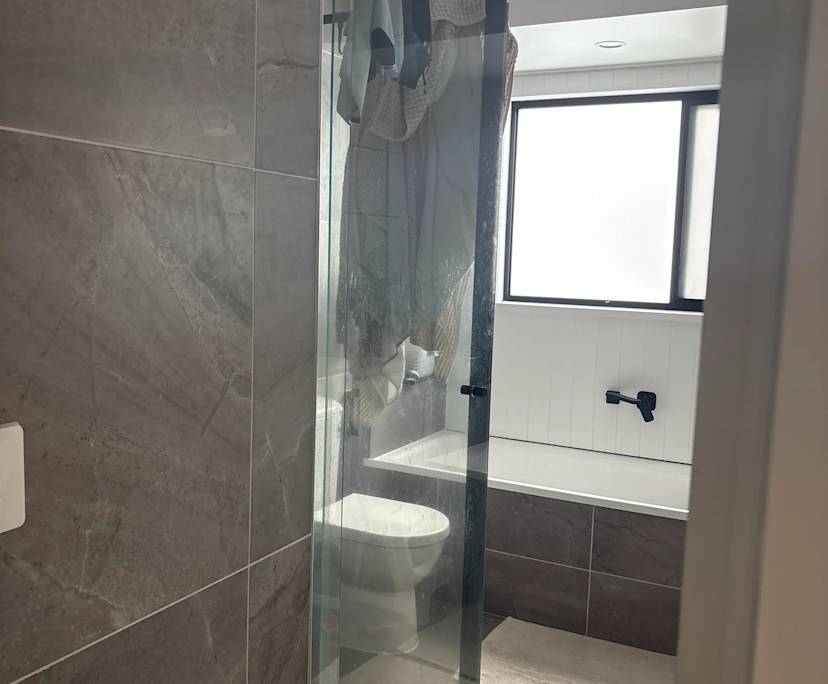 Whole property with 3 rooms for rent