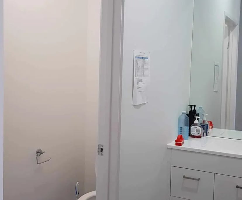 $320, Share-house, 4 bathrooms, Kelvin Grove QLD 4059