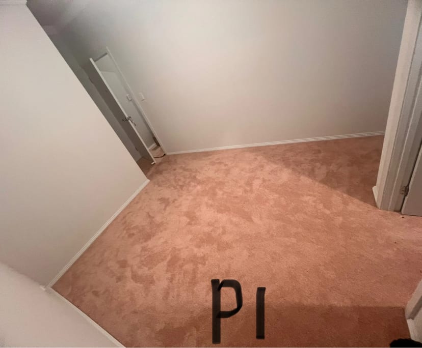Unfurnished room in a share house