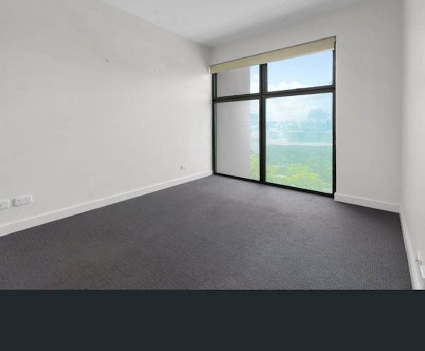 $350, Flatshare, 2 bathrooms, Spring Hill QLD 4000