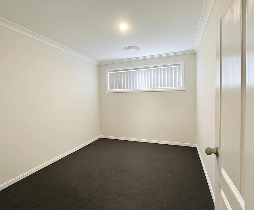 $250, Share-house, 4 bathrooms, Orange NSW 2800