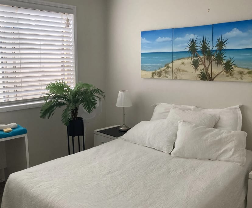 Furnished room in a share house