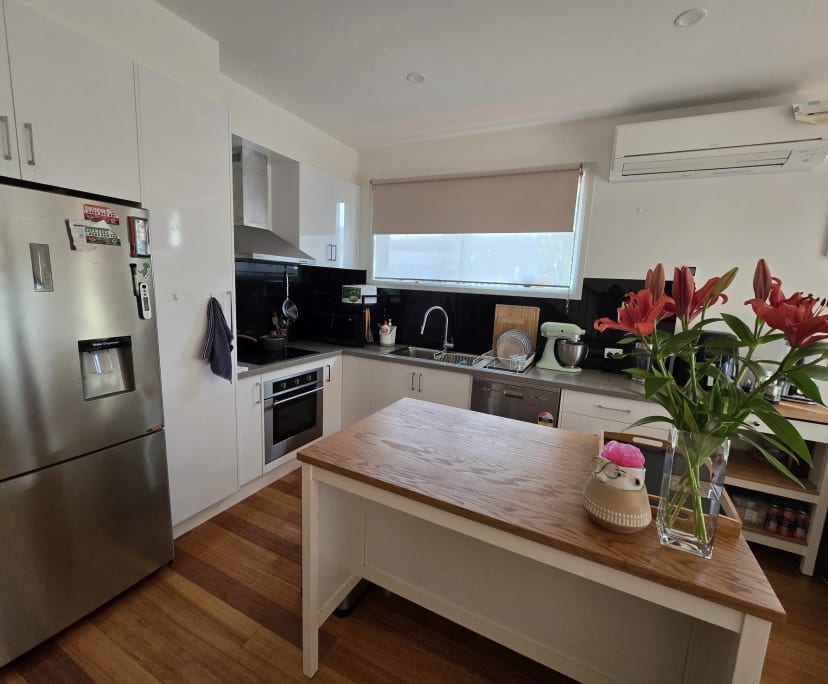 $350, Share-house, 2 bathrooms, Oakleigh East VIC 3166