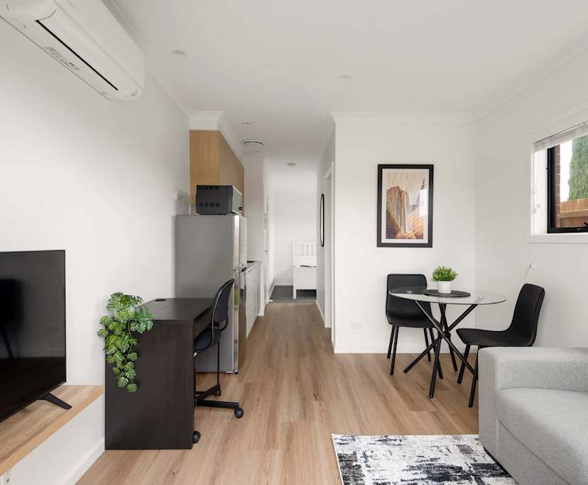 $390, 1-bed, 1 bathroom, Kurunjang VIC 3337