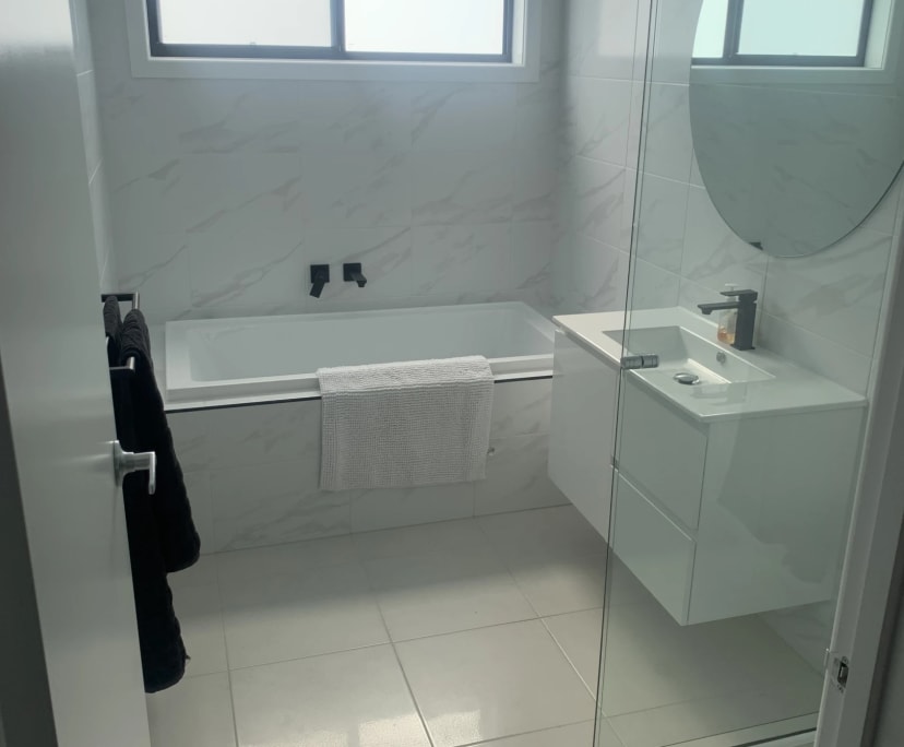 Room for Rent in Sunbury, VIC 210, Furnished, Sha...