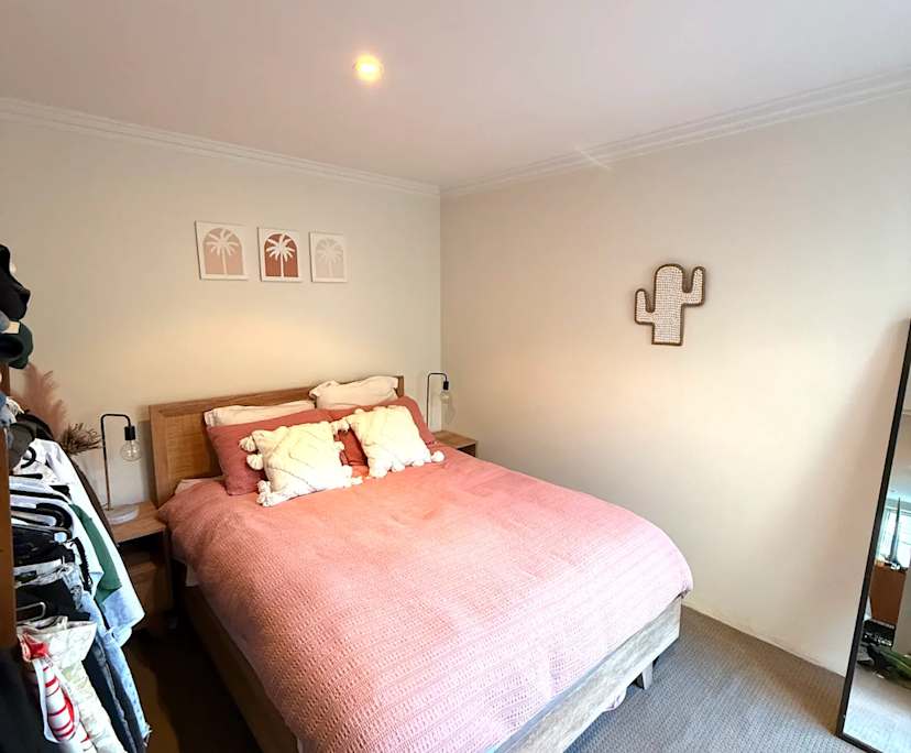 Furnished room with own bathroom
