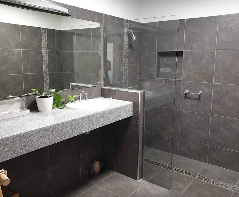 propertyImage