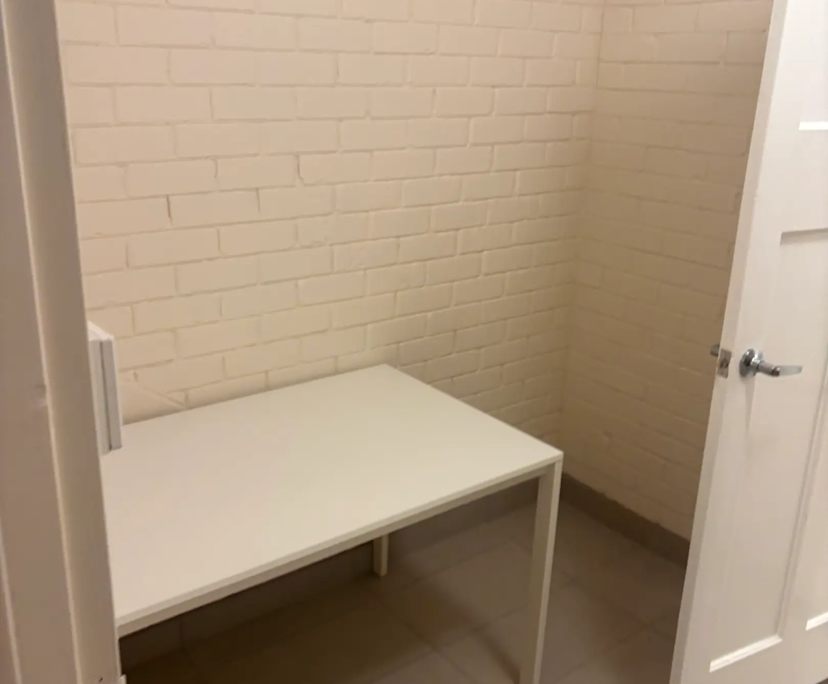 Furnished room studio flat for rent
