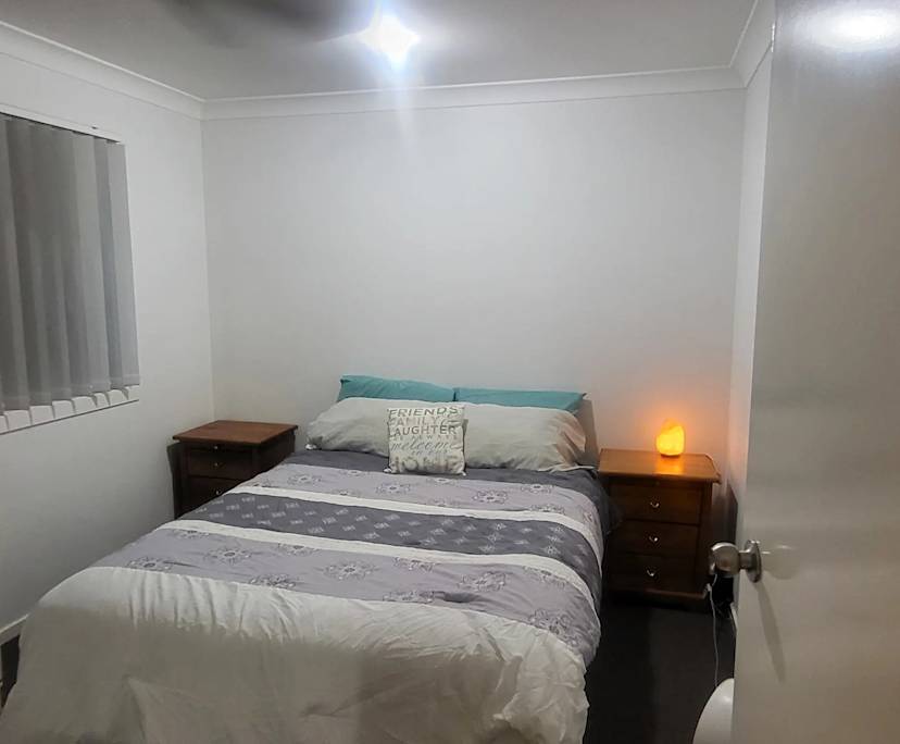 Room in a share house