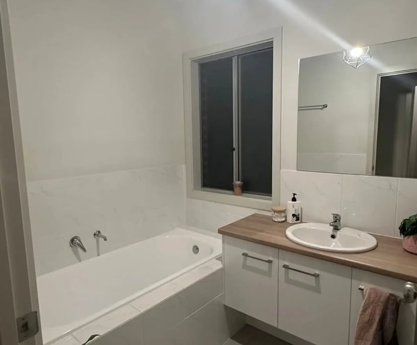 $400, Share-house, 2 bathrooms, Enfield SA 5085