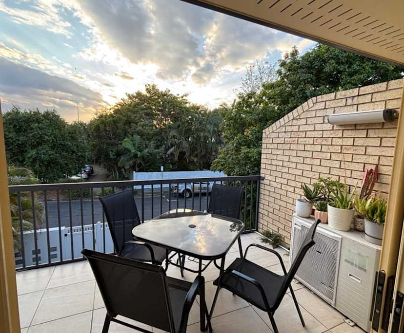 $360, Share-house, 2 bathrooms, Stones Corner QLD 4120