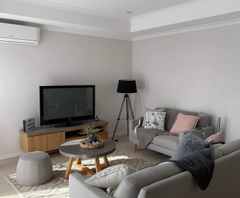 Unfurnished room in a share house