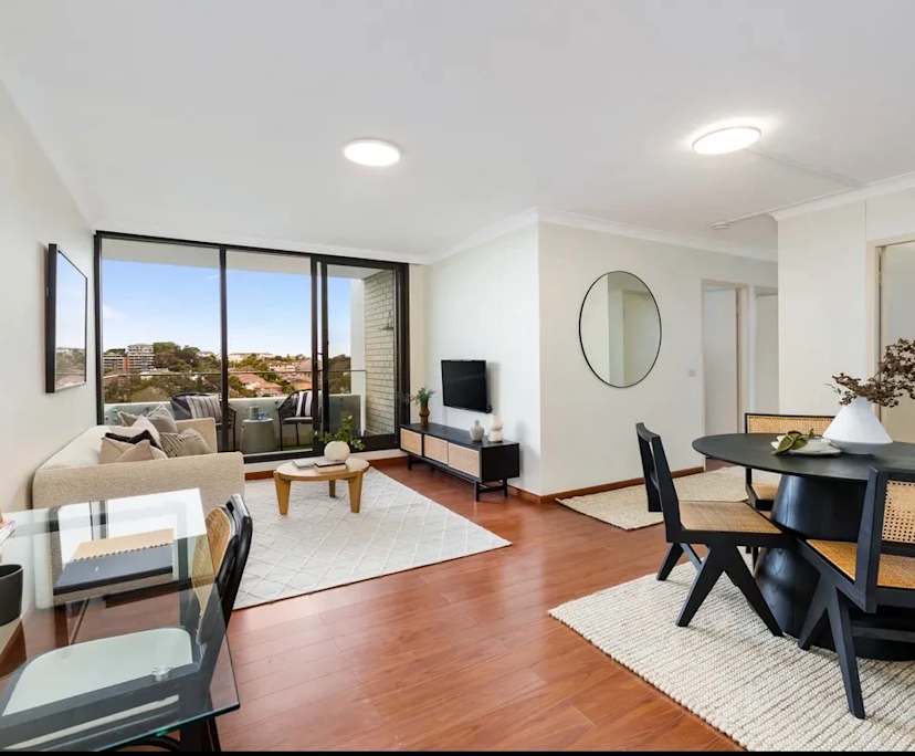 Unfurnished room in a share house