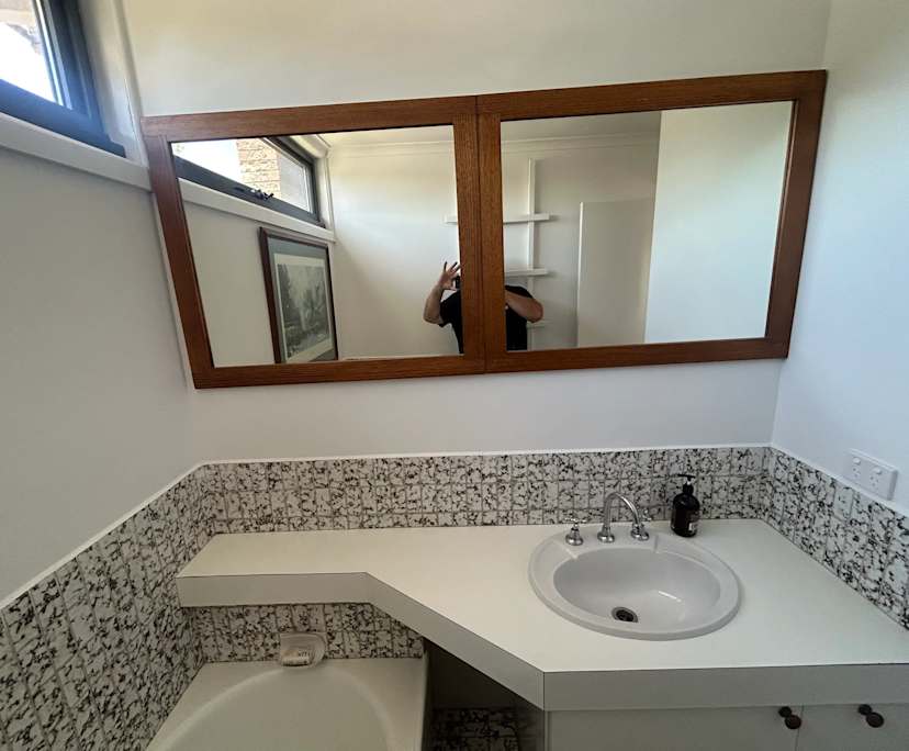$320, Student-accommodation, 3 rooms, Beaumaris VIC 3193, Beaumaris VIC 3193