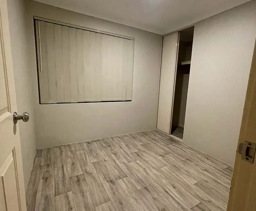 Room in a share house