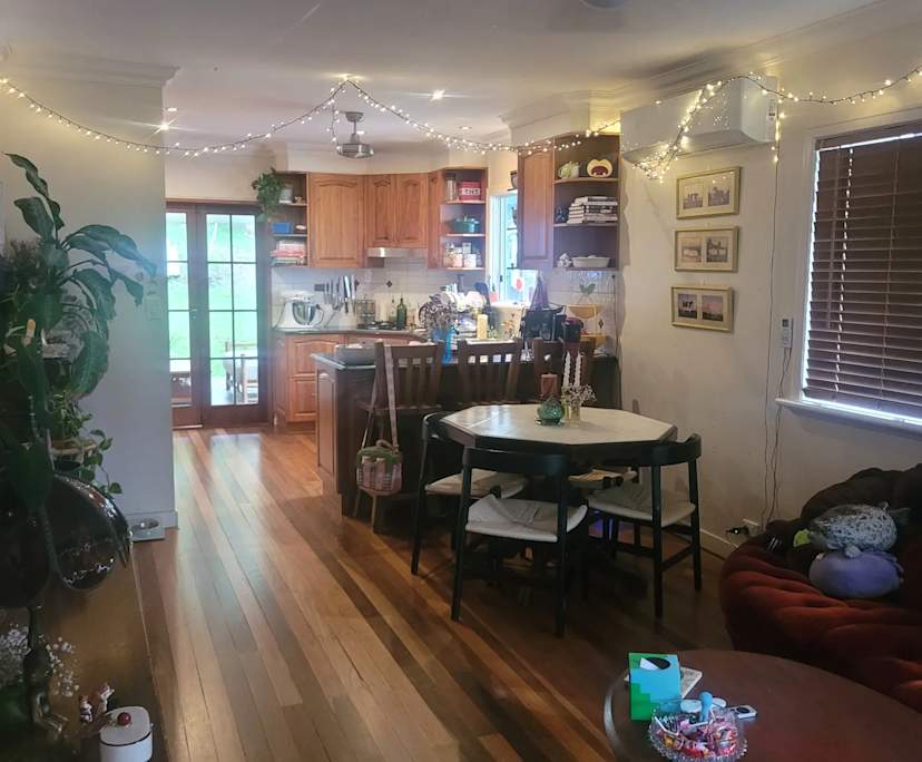 $190, Share-house, 4 bathrooms, Bardon QLD 4065