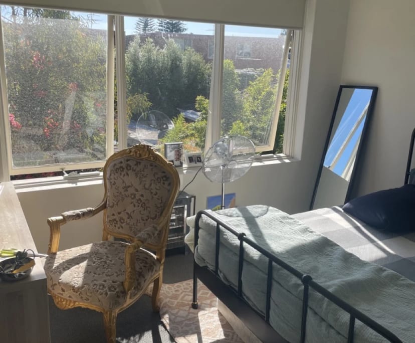 Unfurnished room in a flatshare