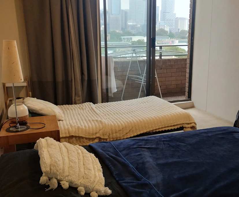 Furnished room in a flatshare