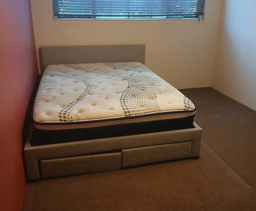 Room with ensuite in a share house