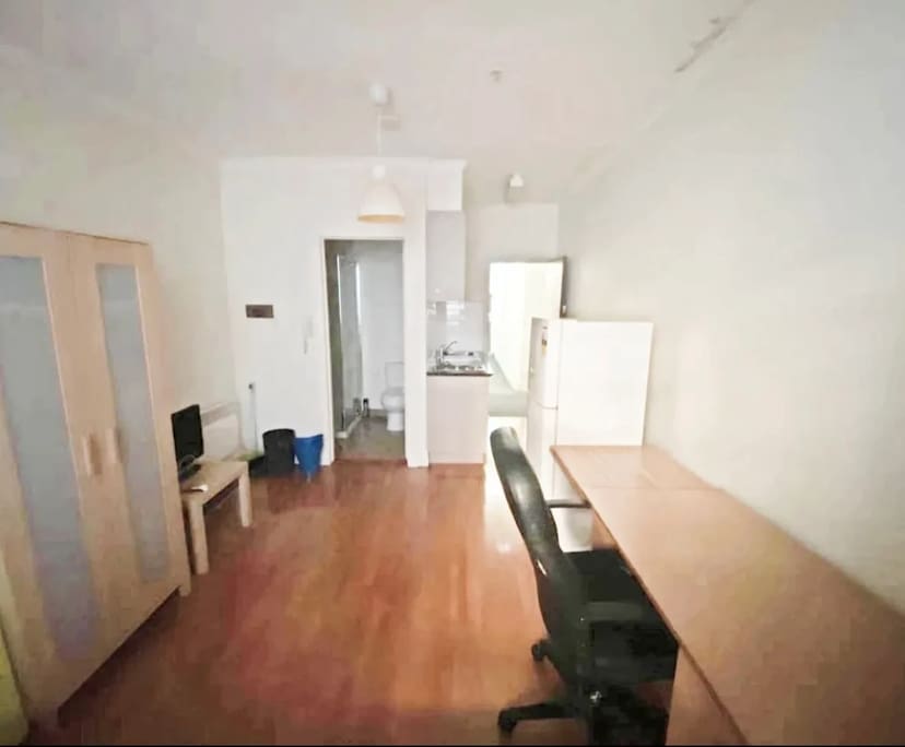 Furnished room studio flat for rent