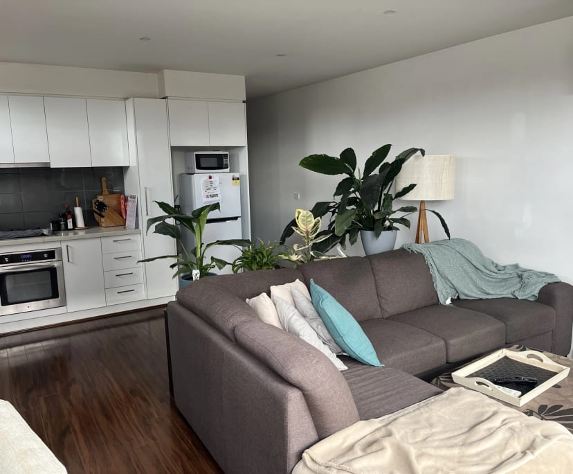 Unfurnished room in a flatshare