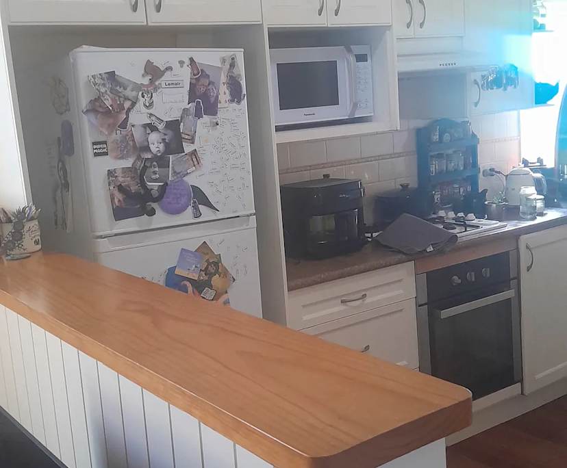 $350, Share-house, 3 bathrooms, Hamilton South NSW 2303