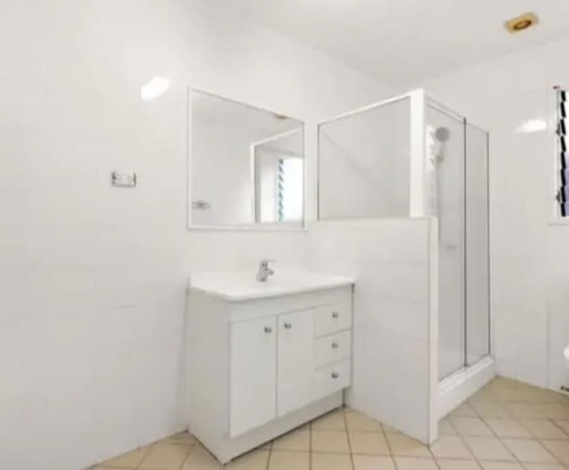 $300-330, Share-house, 2 rooms, Spring Hill QLD 4000, Spring Hill QLD 4000