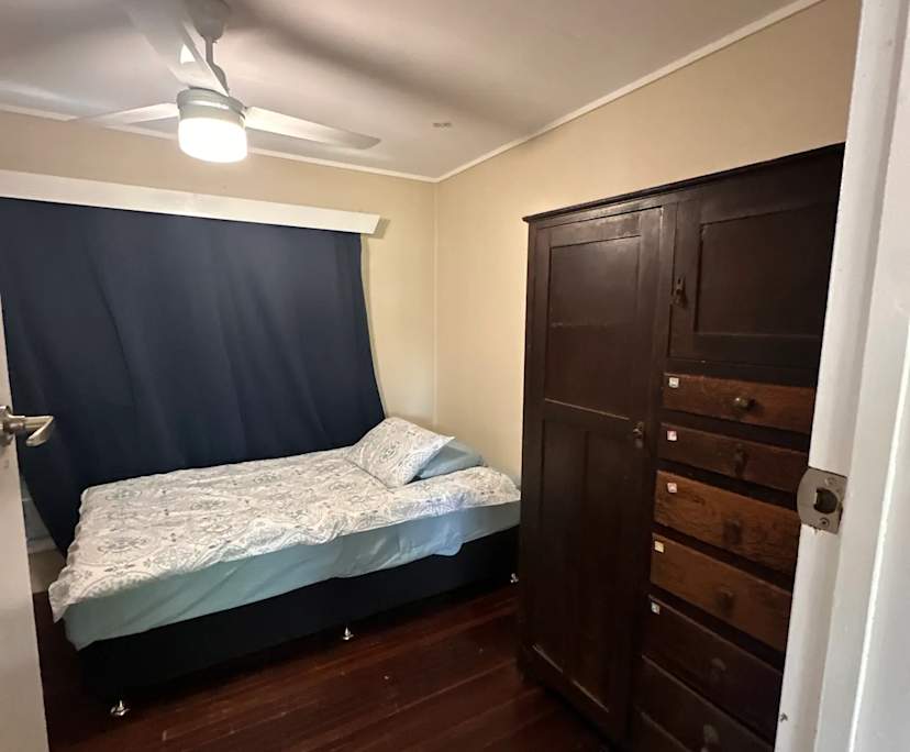 Furnished room in a share house