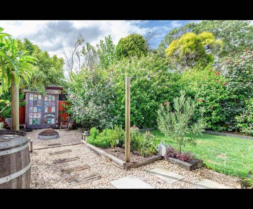 Room in a share house