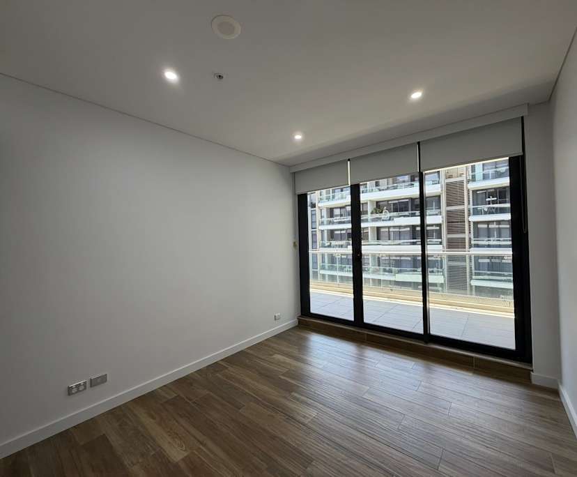 $1,600, Whole-property, 3 bathrooms, Mascot NSW 2020
