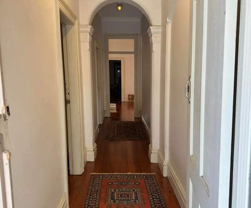 Room in a share house