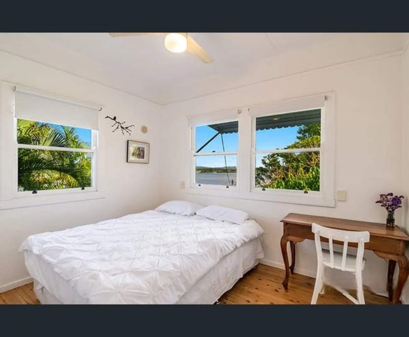 Room in a share house