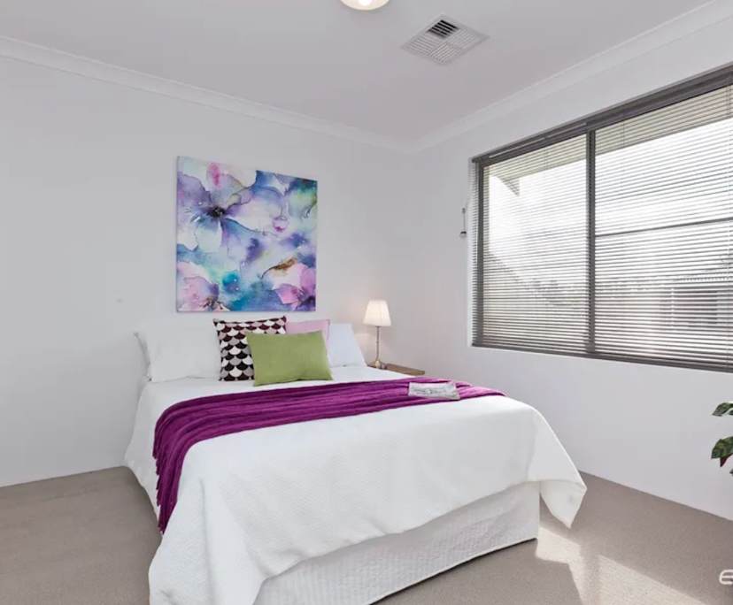 Unfurnished room with own bathroom