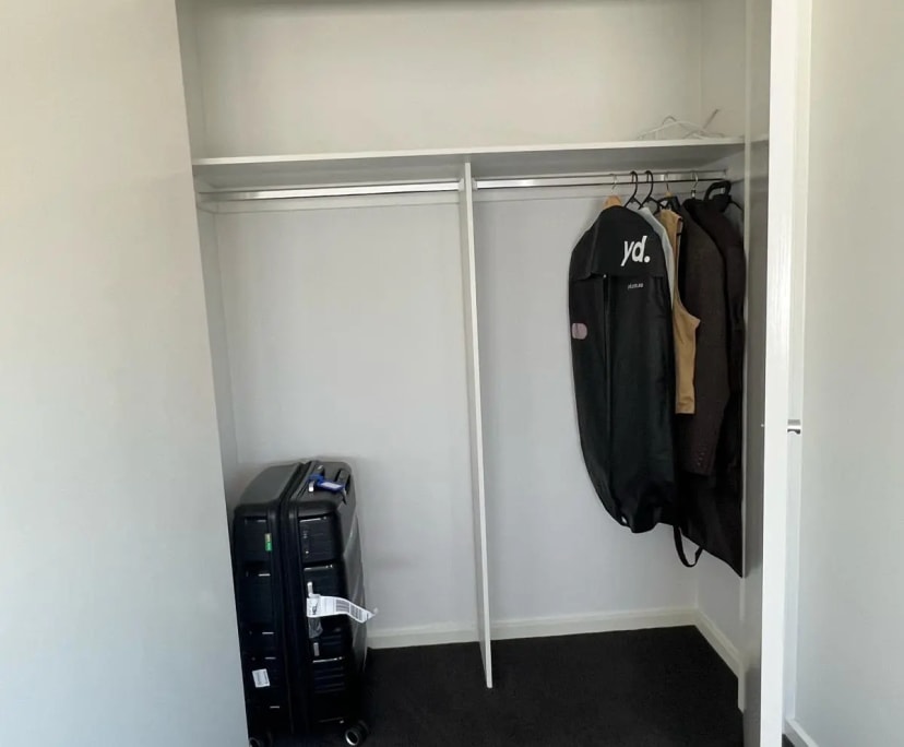 $200, Share-house, 3 bathrooms, Truganina VIC 3029