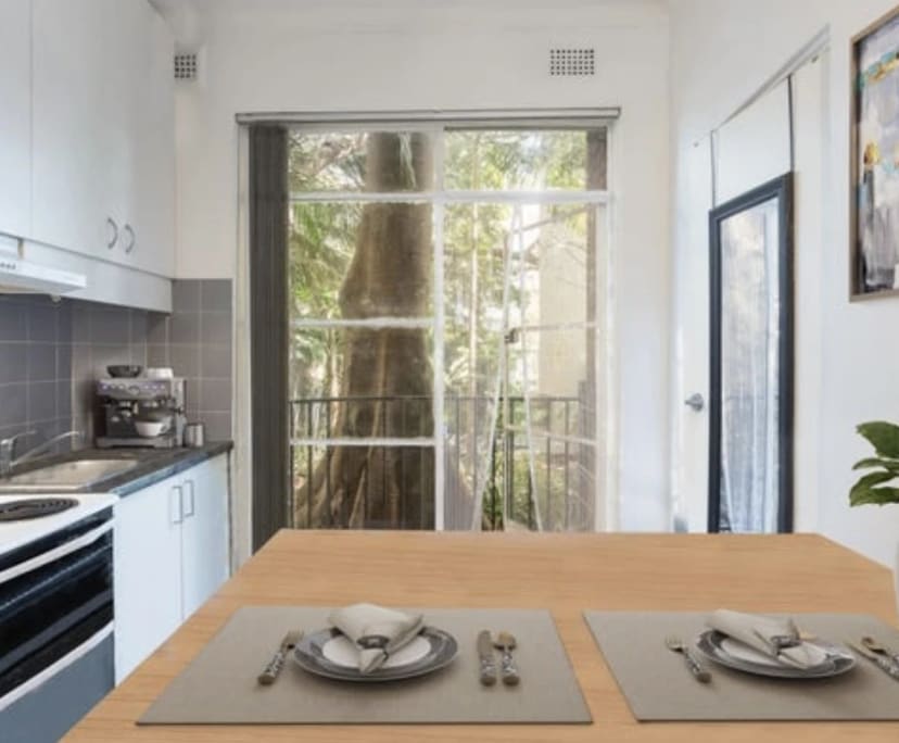 Unfurnished room studio flat for rent