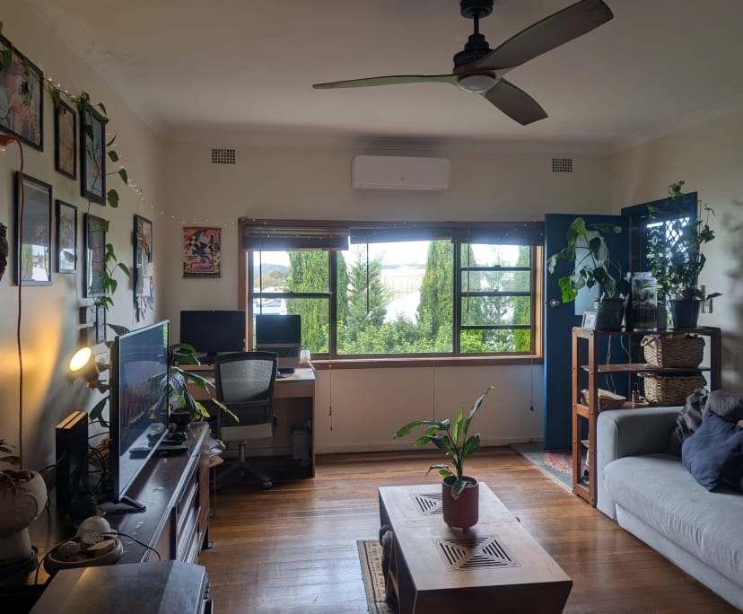 Whole property with 2 rooms for rent