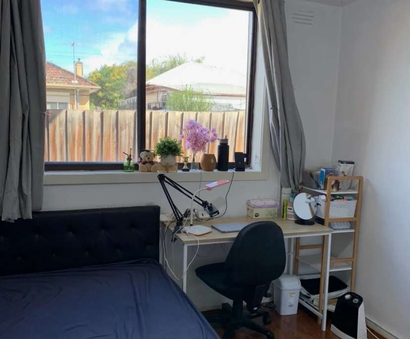 Whole property with 3 rooms for rent