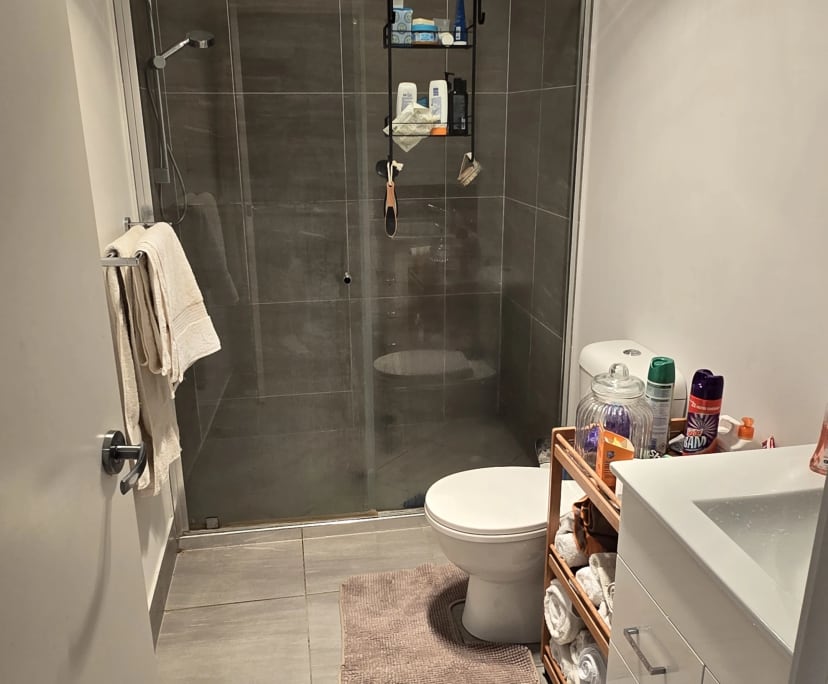 $220, Share-house, 2 bathrooms, Marsden QLD 4132