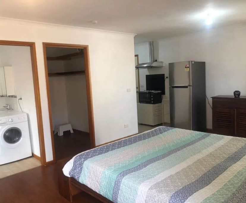 Granny Flat for Rent in Hoppers Crossing, Melbourne